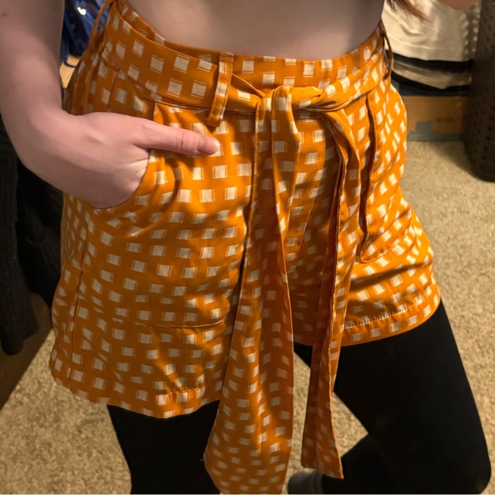 a new day. Mid-rise Tie Waste Shorts